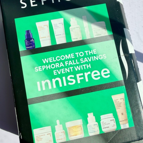 Innisfree Firm + Protect Duo with Blue and White Packaging - Picture 3 of 3